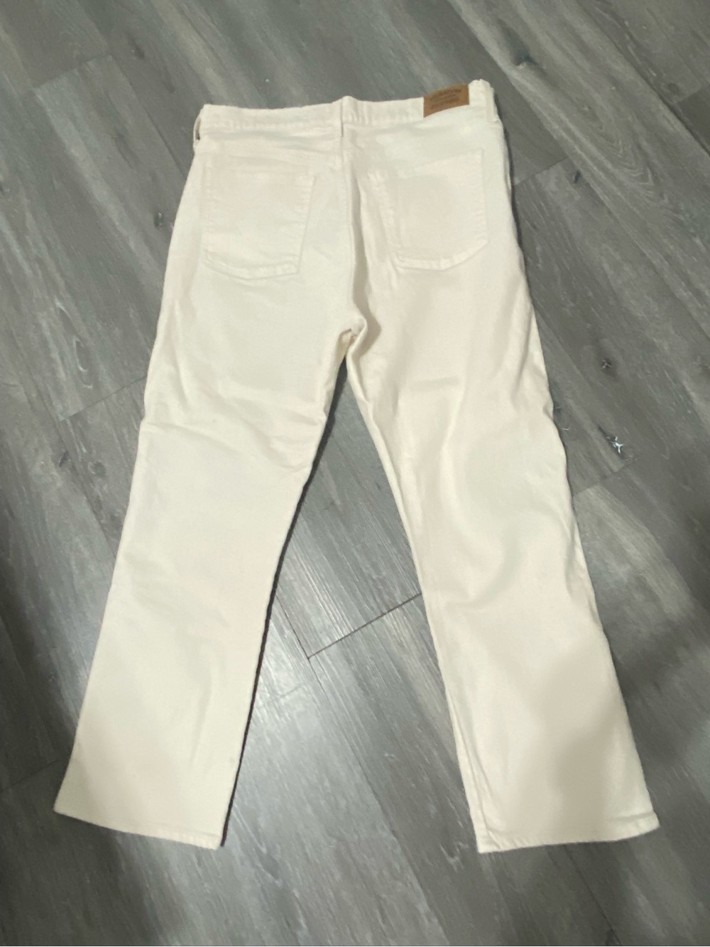 Signature by Levi Strauss Women's Cream Straight-Leg Jeans size 12 - Picture 3 of 5